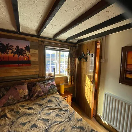 Yarm The Byre Sleeping 4 Next To Fox Covert Pub 3*
